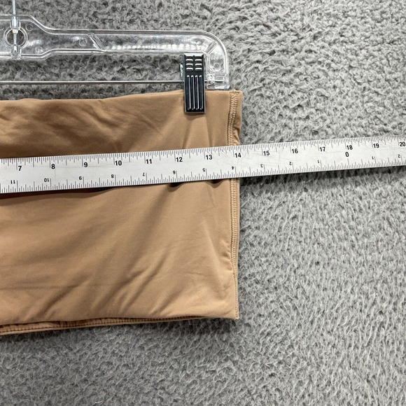 SKIMS Tan Bandeau Bra - Picture 4 of 5